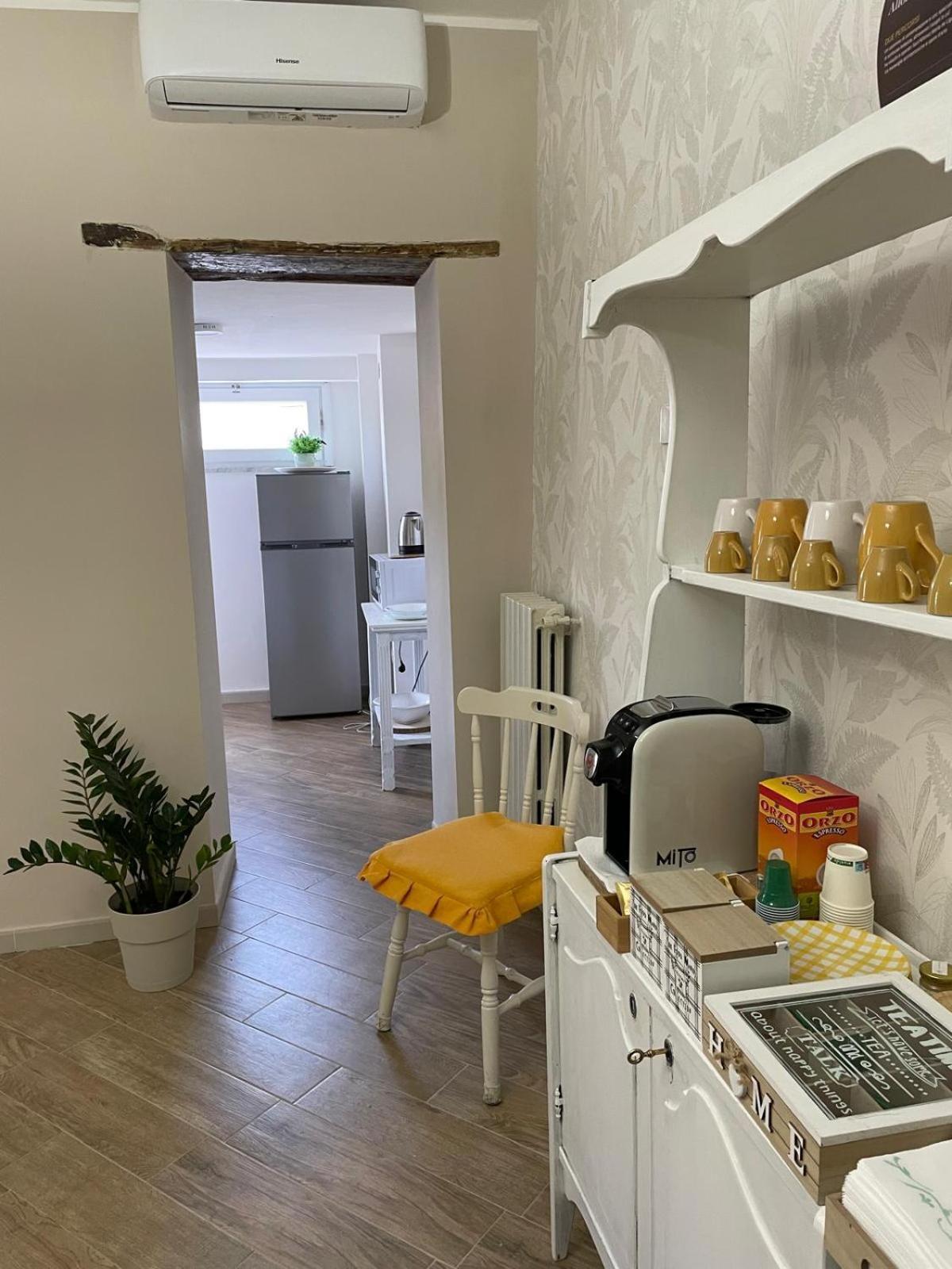 Goti Rooms B&B Sant'Agata de' Goti Exterior photo